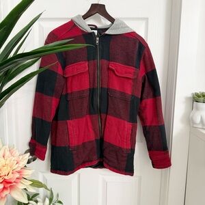 ❤️ TNA Barkley Red and Black Checker Plaid Puffer Jacket with Hood